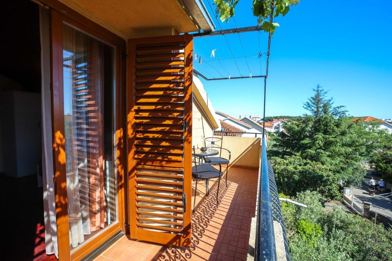 Apartments And Rooms Sinka Biograd Na Moru Exteriér fotografie